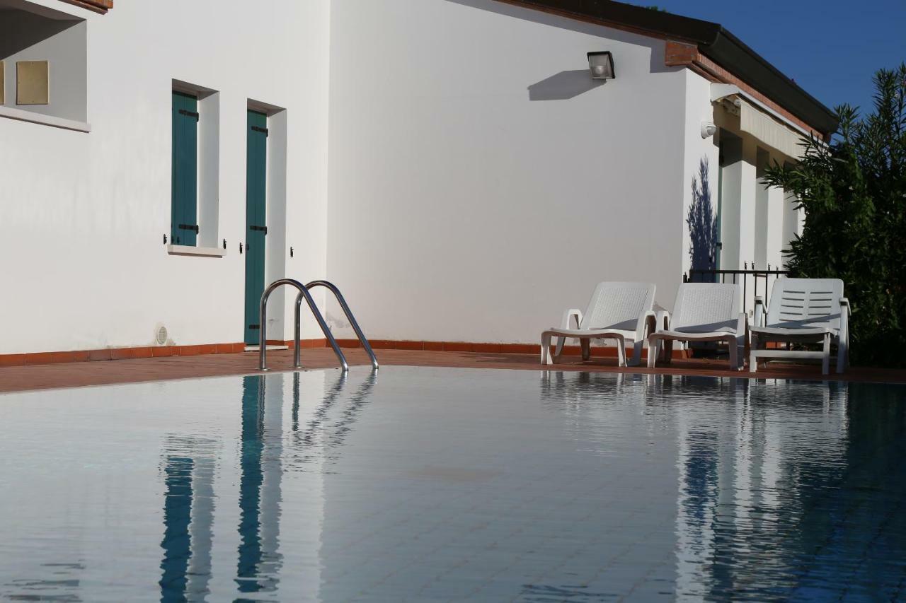 Residence Tamerici كاوْرلي المظهر الخارجي الصورة